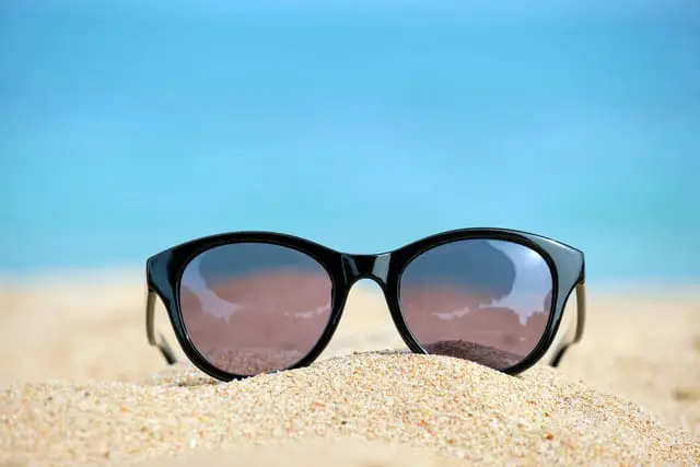 UV Protection in Glasses: Why It Matters and How to Choose the Right Pair