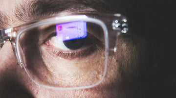 Single Vision vs. Progressive Lenses: Choosing the Right Option for Your Vision