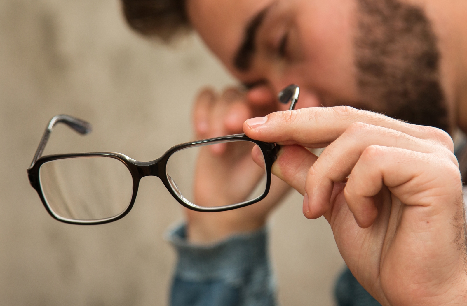 Does Wearing Glasses Make Your Eyes Worse?